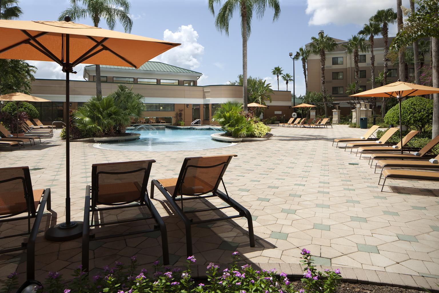 Courtyard By Marriott Orlando Lake Buena Vista In The Marriott Village Bagian luar foto