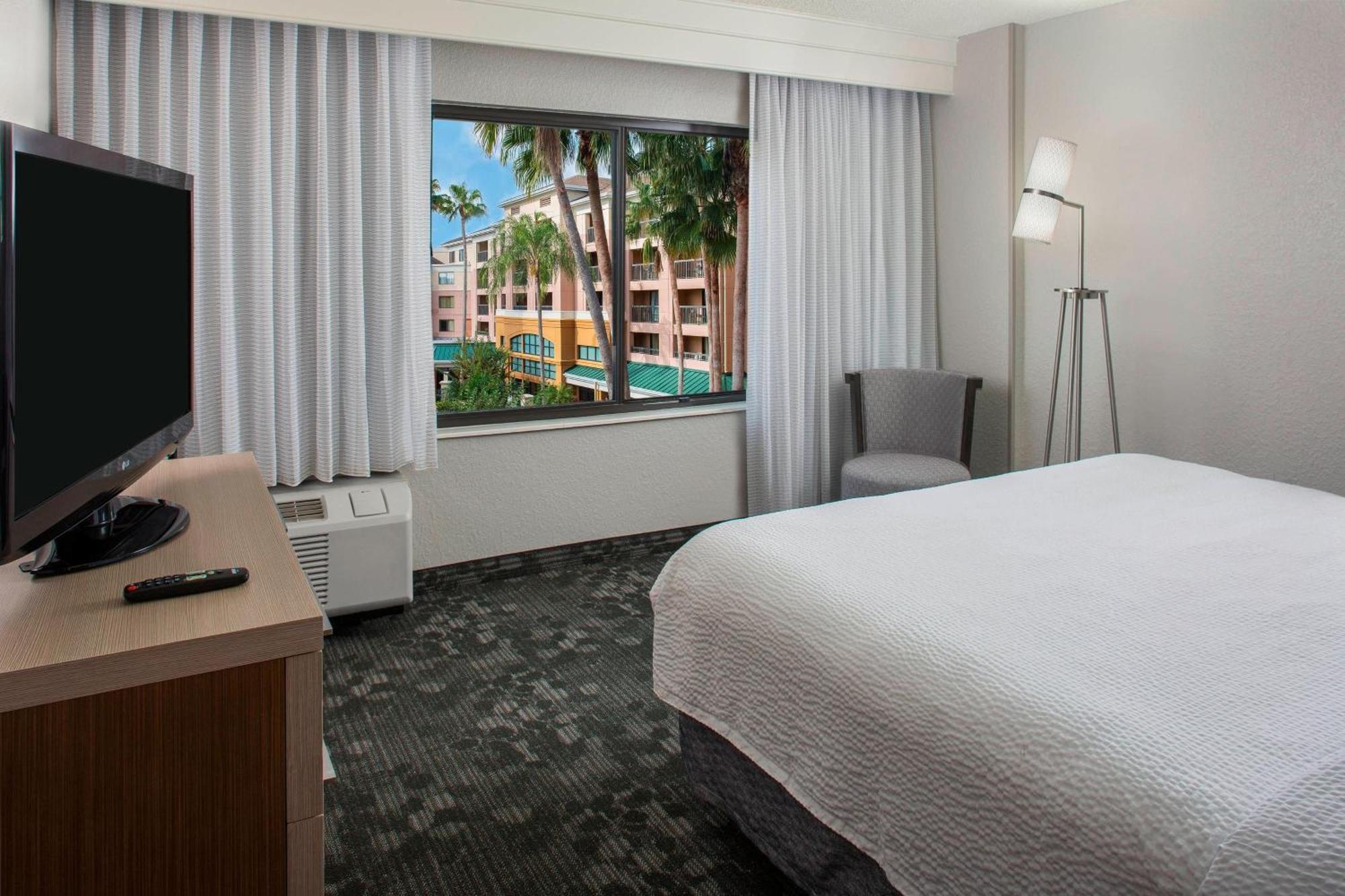 Courtyard By Marriott Orlando Lake Buena Vista In The Marriott Village Bagian luar foto
