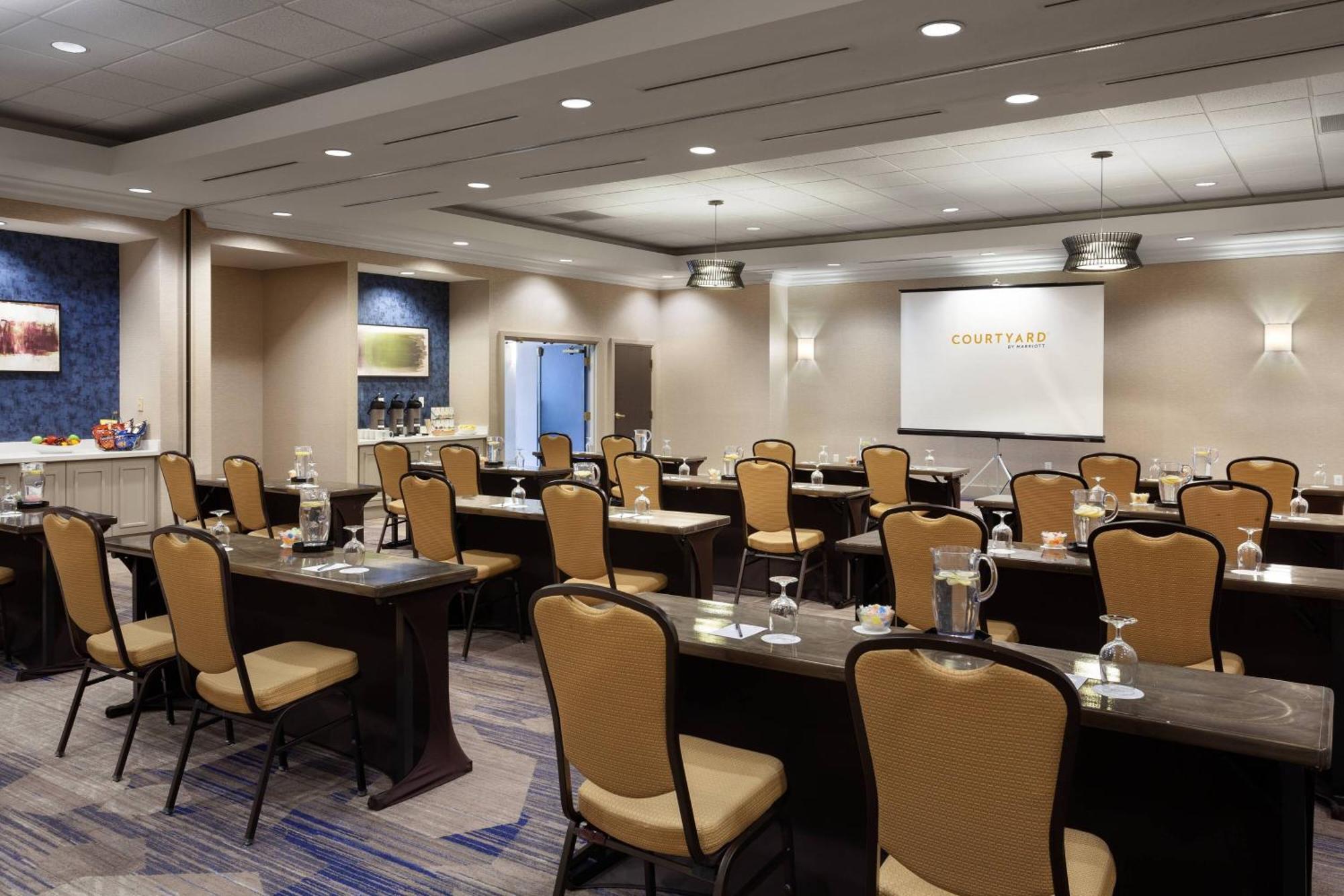 Courtyard By Marriott Orlando Lake Buena Vista In The Marriott Village Bagian luar foto
