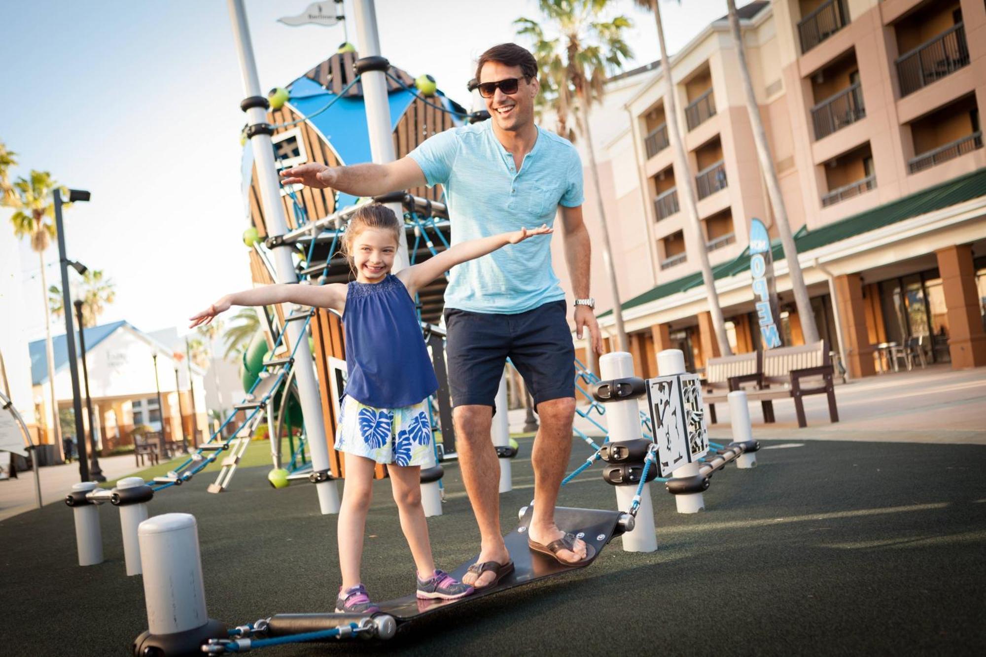 Courtyard By Marriott Orlando Lake Buena Vista In The Marriott Village Bagian luar foto