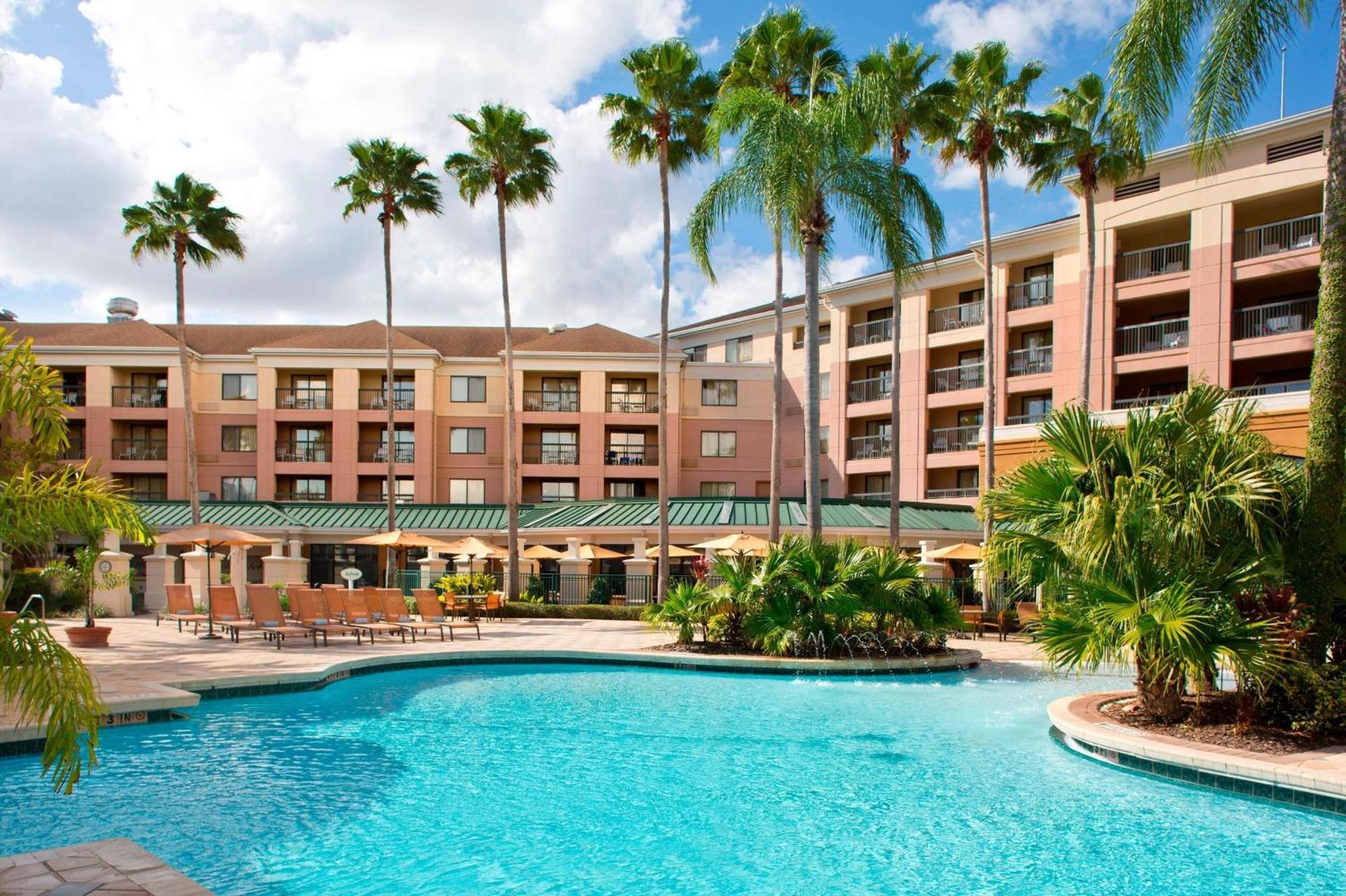 Courtyard By Marriott Orlando Lake Buena Vista In The Marriott Village Bagian luar foto